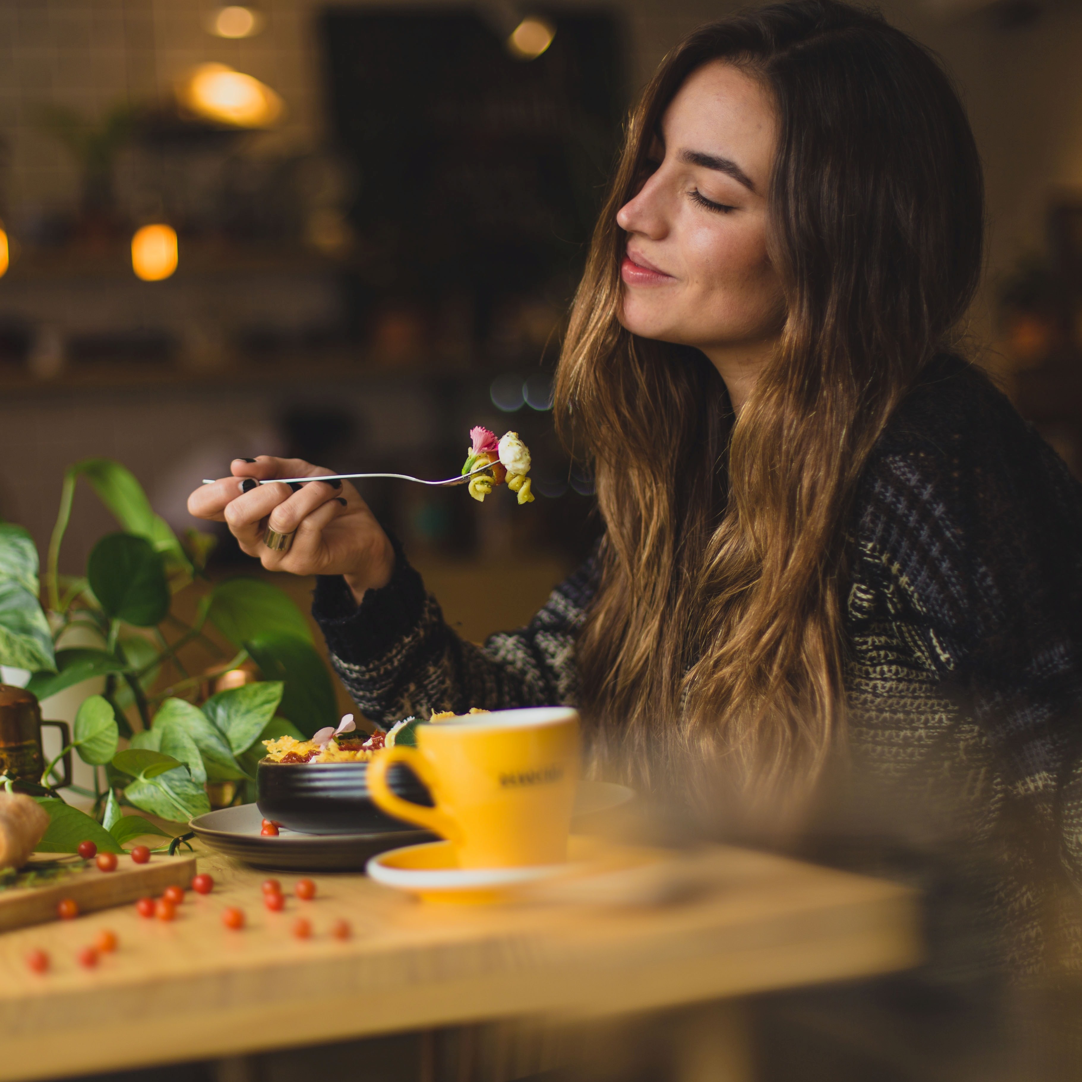 girl eating